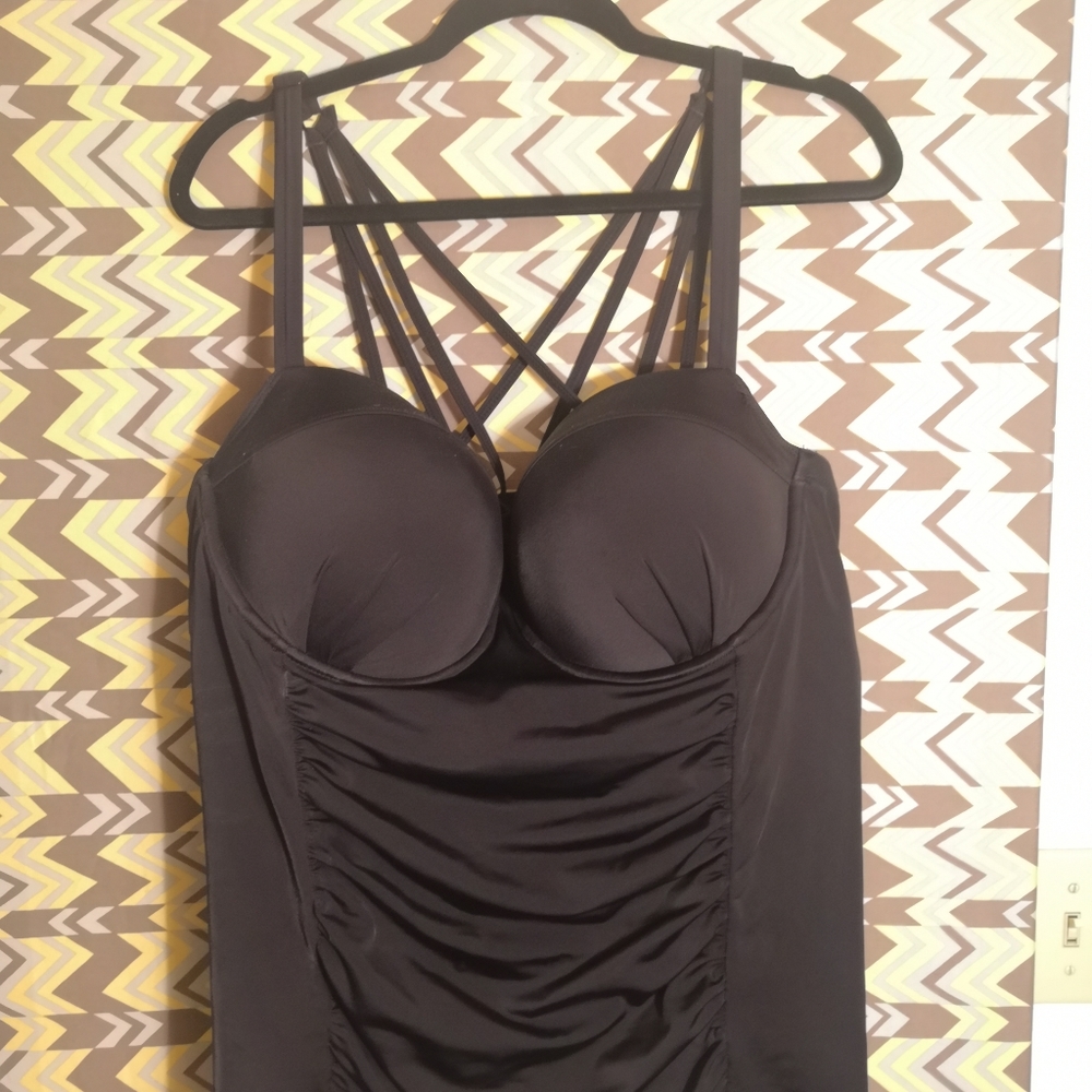 Torrid Black Sexy Strappy Ruched Tankini Top